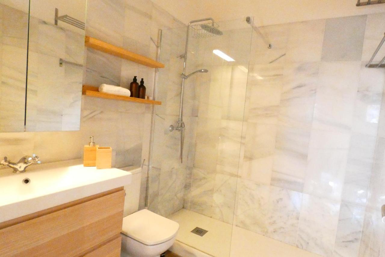 Homeyseville-Luxury Apartment Arenal 6 Pax, Parking Optional Luaran gambar